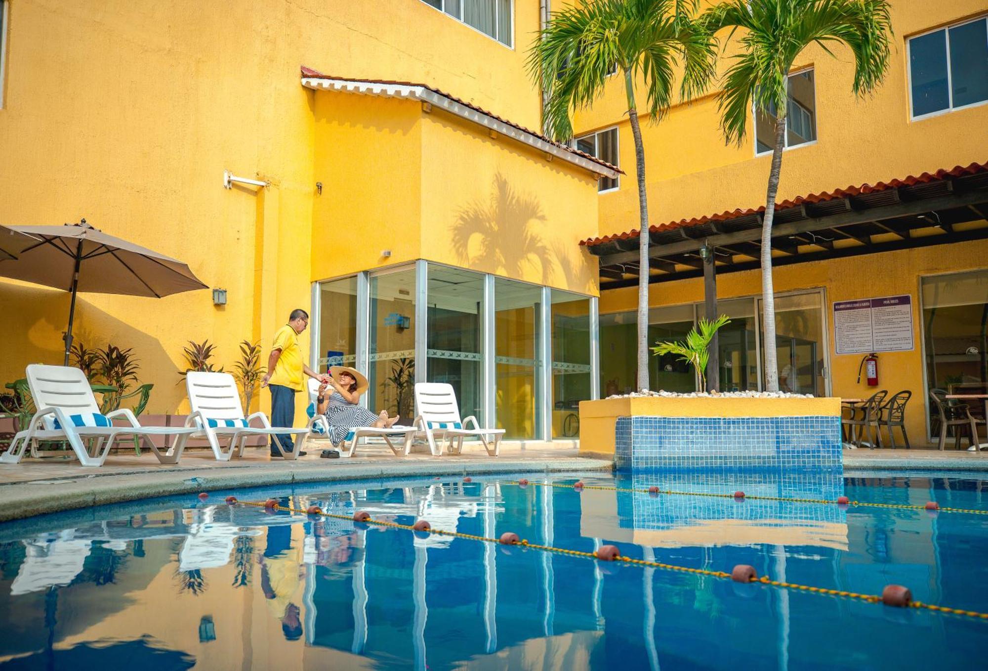 Hotel Hostal De Cortes Veracruz Exteriör bild